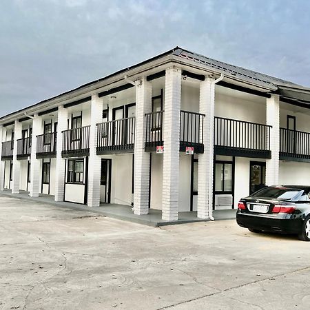 Economy Inn And Suites Tulsa Luaran gambar