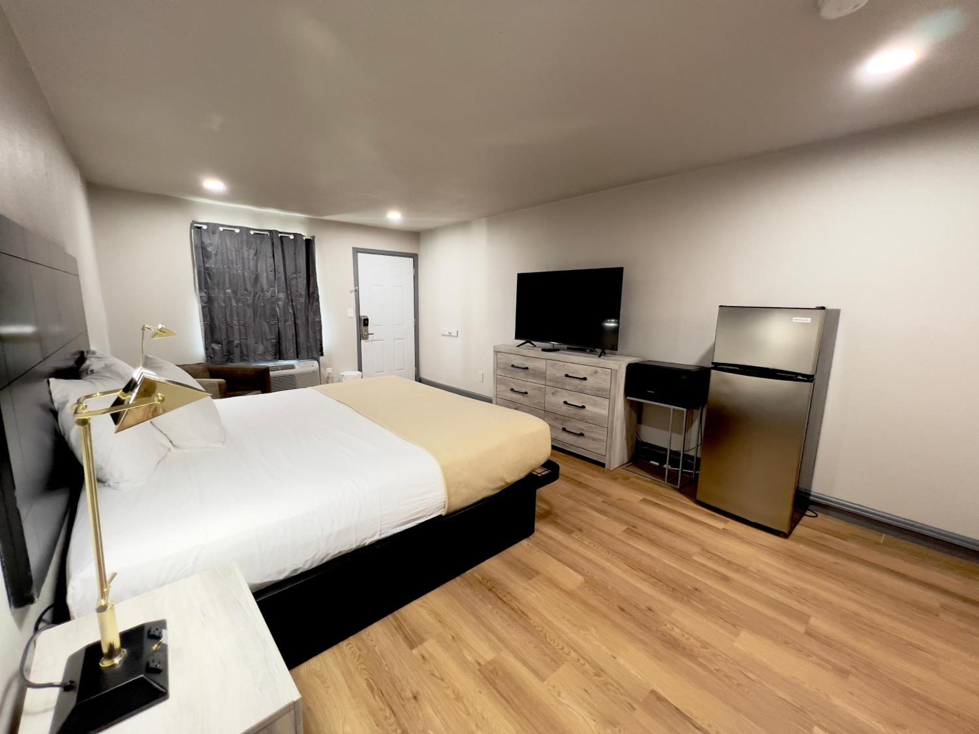 Economy Inn And Suites Tulsa Luaran gambar