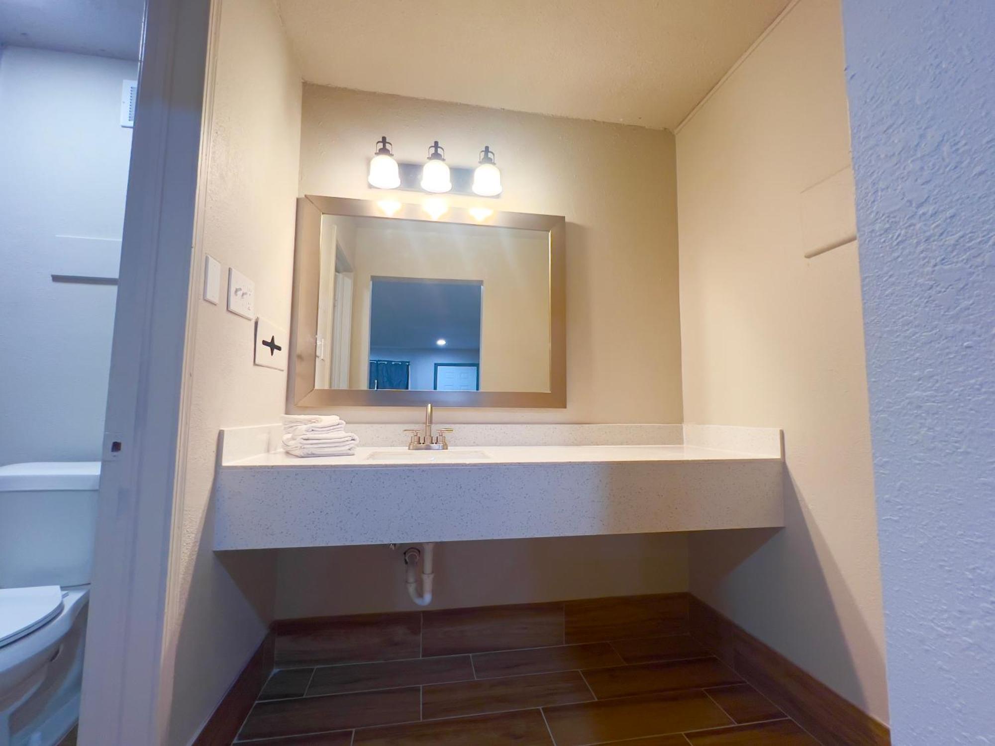 Economy Inn And Suites Tulsa Luaran gambar
