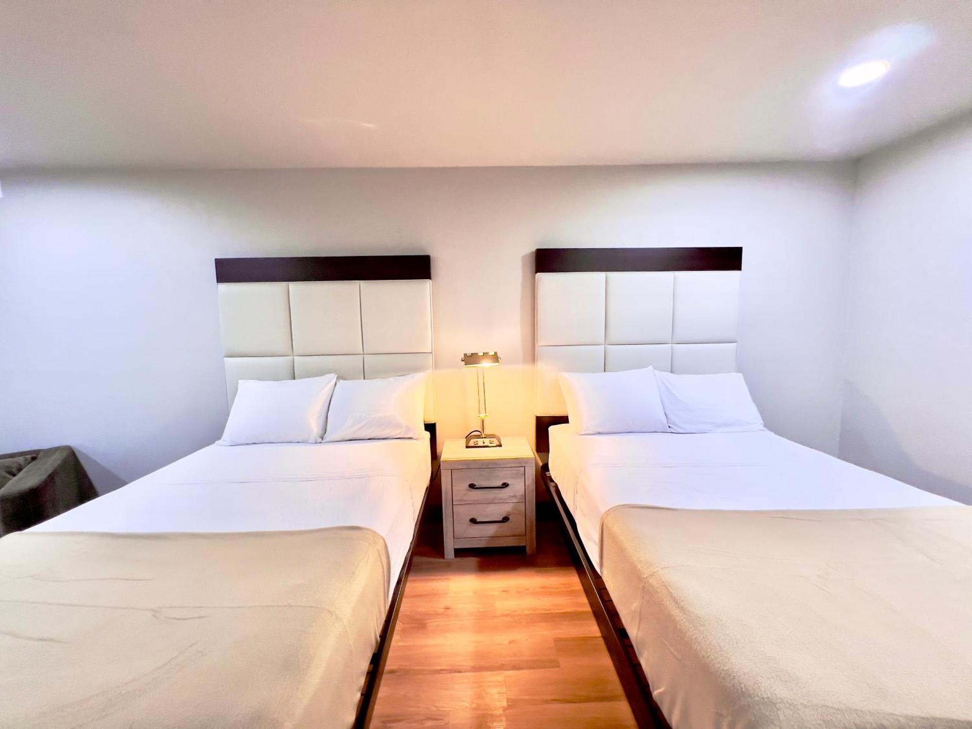 Economy Inn And Suites Tulsa Luaran gambar