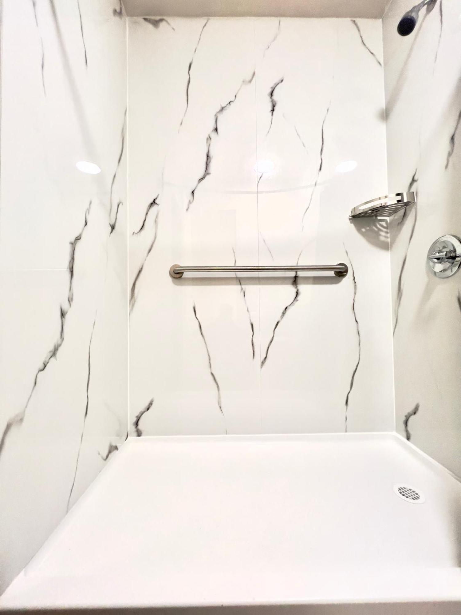 Economy Inn And Suites Tulsa Luaran gambar